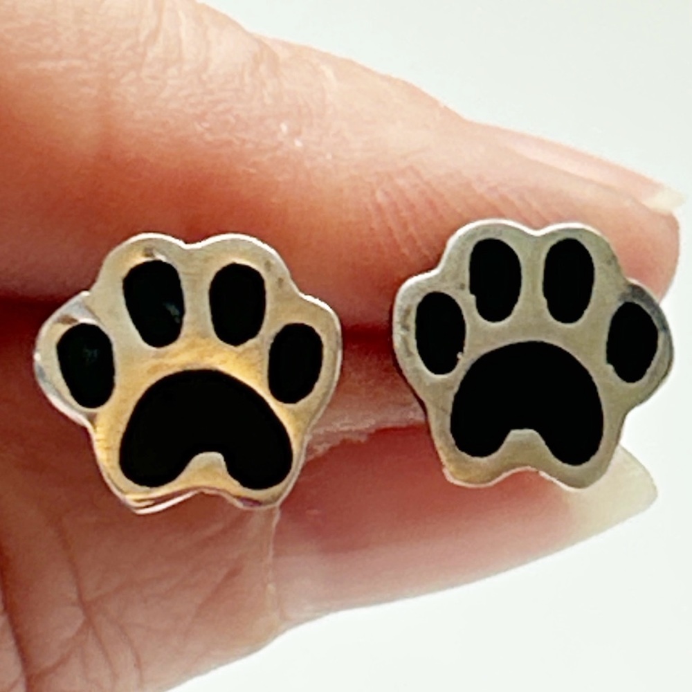 Vintage Anne & Jane Harvey Enamel Paw Print Sterling Silver Earrings